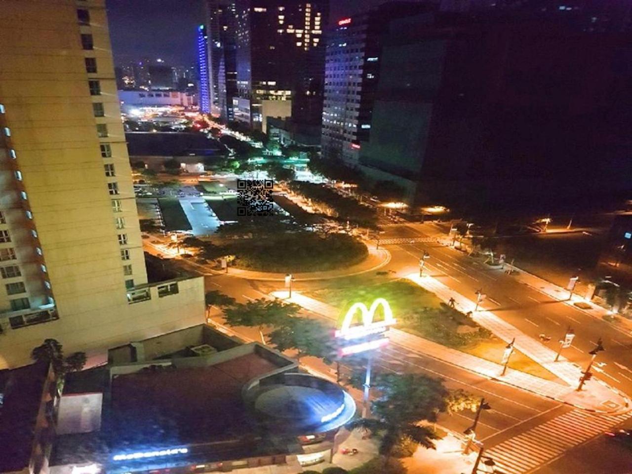 Avant Apartments At The Fort Taguig Eksteriør bilde